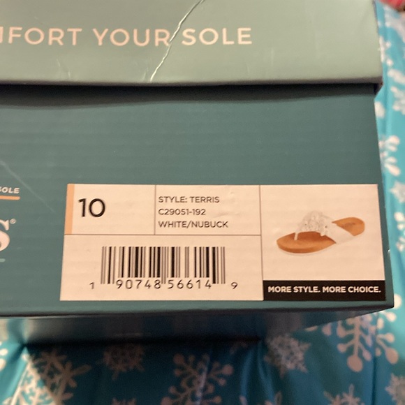 Cliffs by WHITE MOUNTAIN white Floral Sandals - Picture 5 of 5